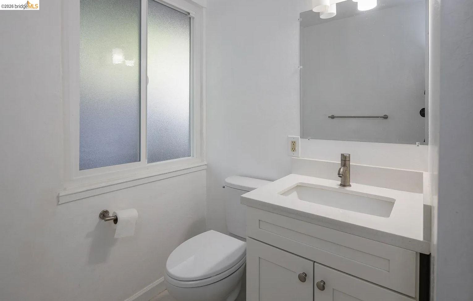 Detail Gallery Image 12 of 19 For 1535 Julia St, Berkeley,  CA 94703 - – Beds | – Baths