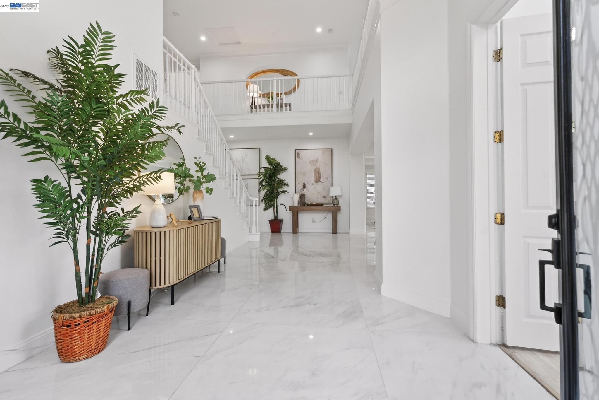 Detail Gallery Image 4 of 34 For 2848 E Cog Hill Ter, Dublin,  CA 94568 - 6 Beds | 4/1 Baths