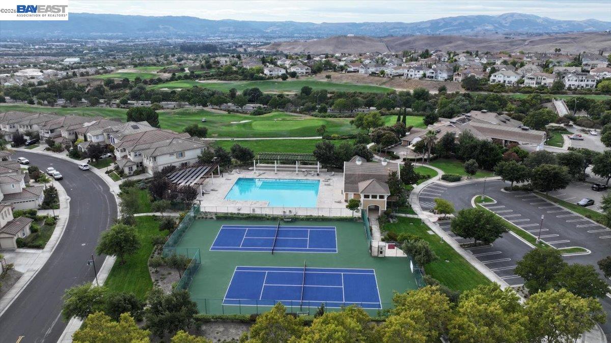 Detail Gallery Image 32 of 34 For 2848 E Cog Hill Ter, Dublin,  CA 94568 - 6 Beds | 4/1 Baths