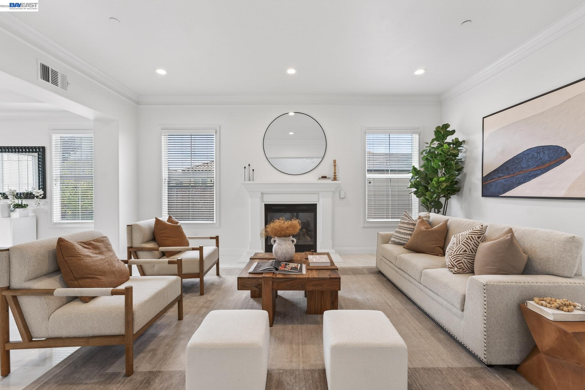 Detail Gallery Image 7 of 34 For 2848 E Cog Hill Ter, Dublin,  CA 94568 - 6 Beds | 4/1 Baths