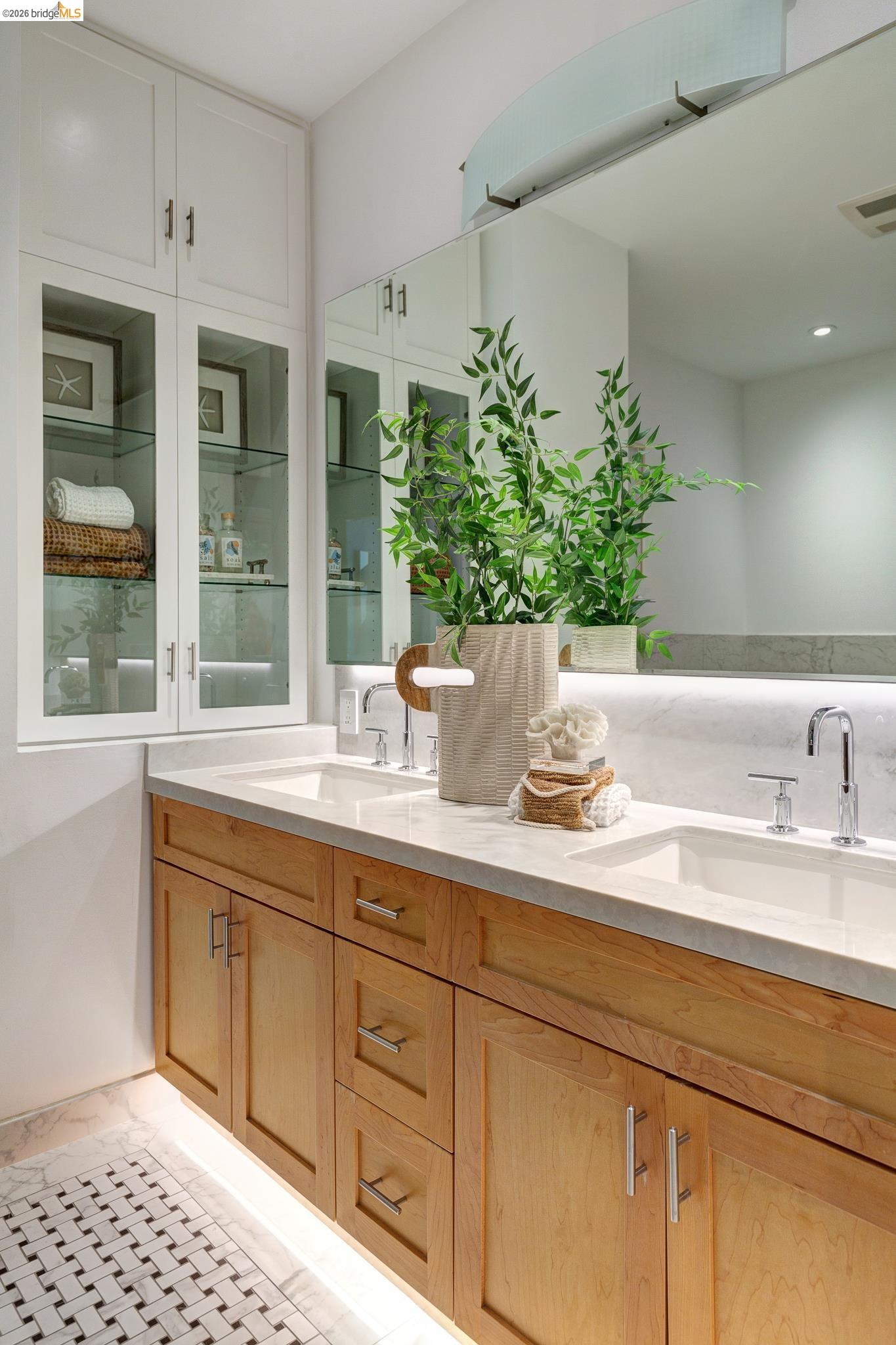 Photo #33: 41125414 Listing: Photo #33