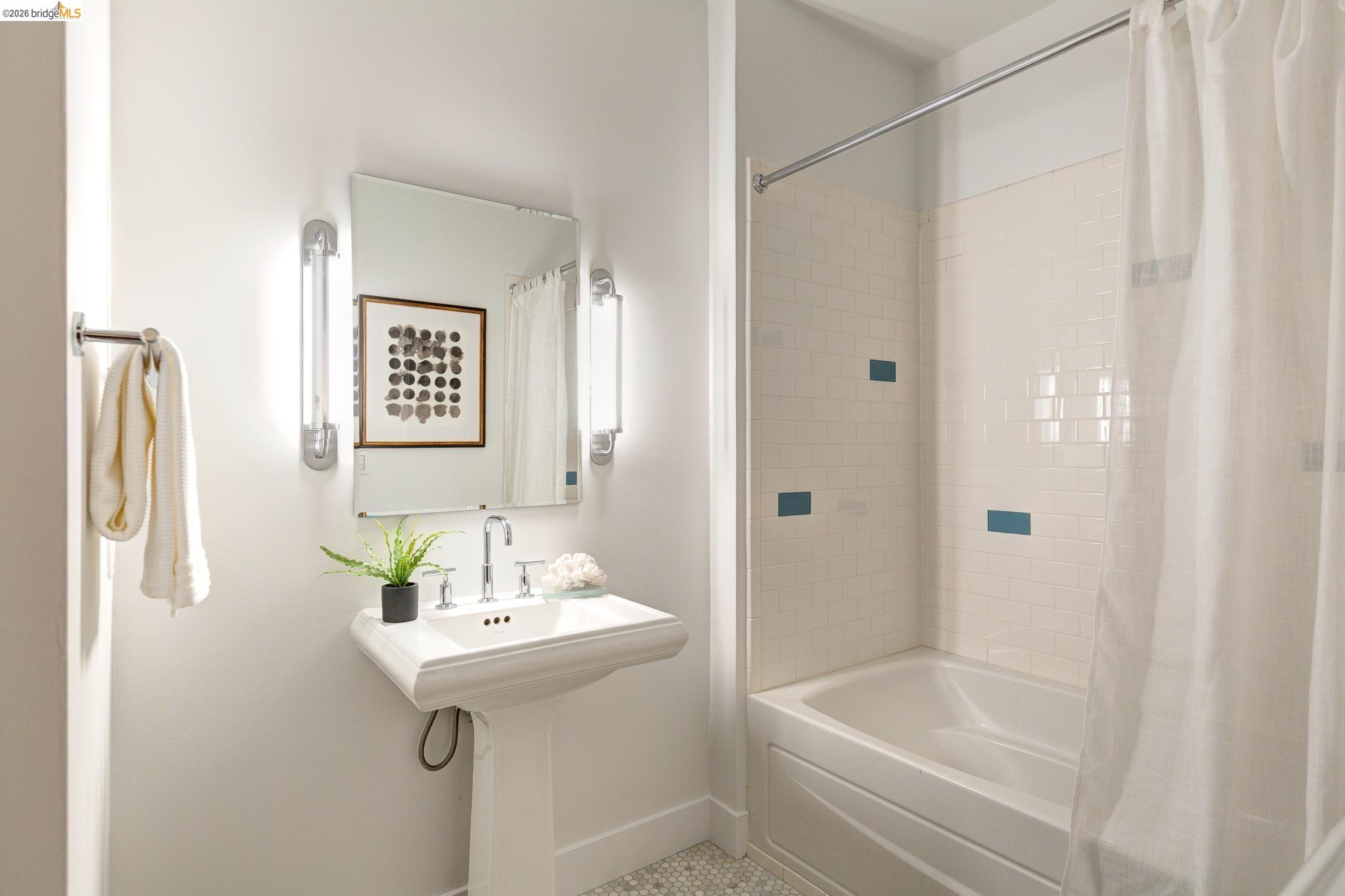 Photo #37: 41125414 Listing: Photo #37