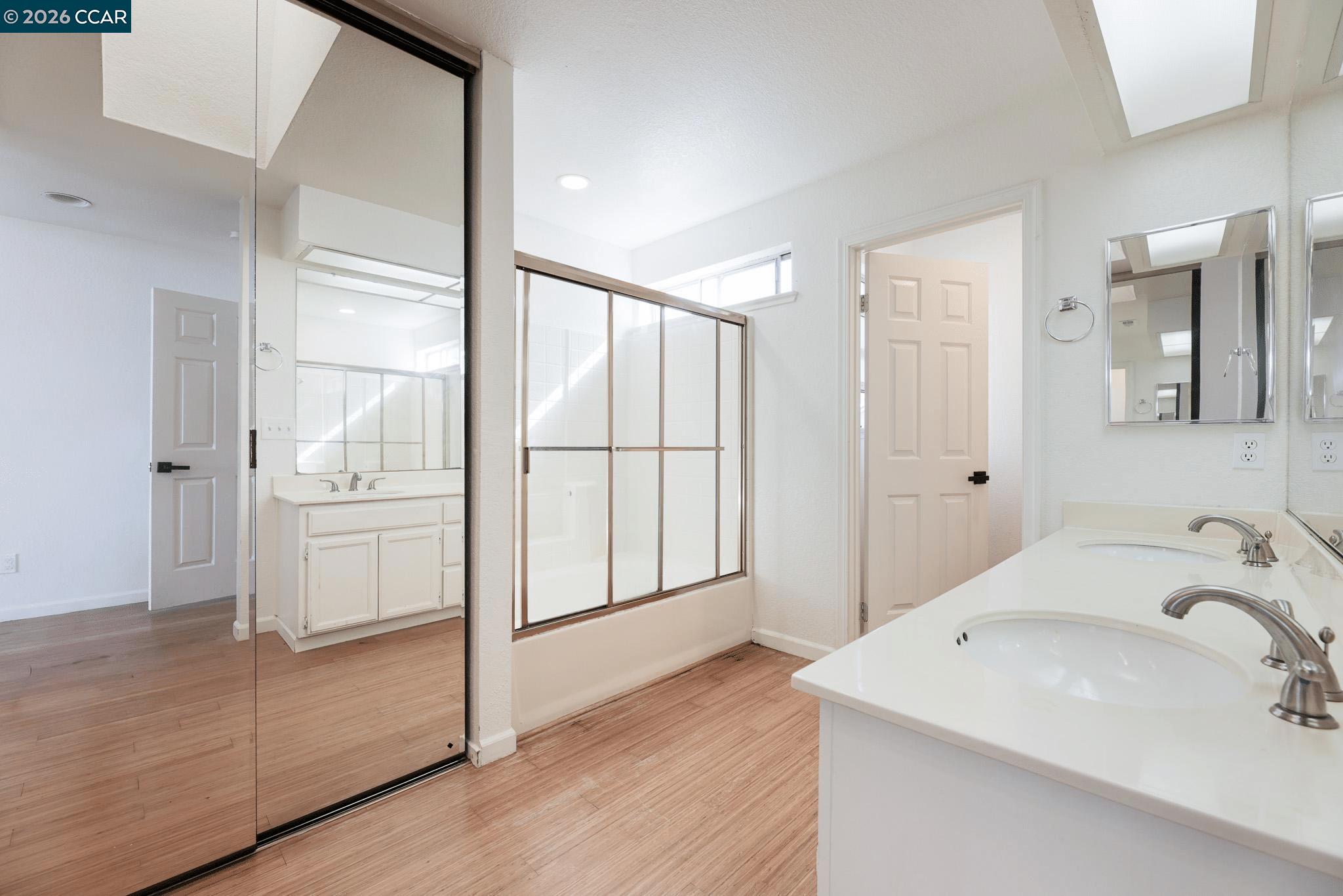 Detail Gallery Image 24 of 27 For 528 Dohrmann Lane, Pinole,  CA 94564 - 4 Beds | 2/1 Baths