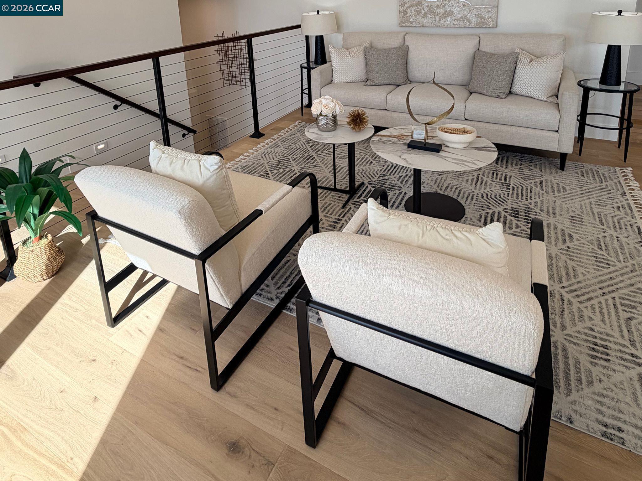 Detail Gallery Image 2 of 11 For 337 Farallon Ave, Pacifica,  CA 94044-0111 - 4 Beds | 3 Baths