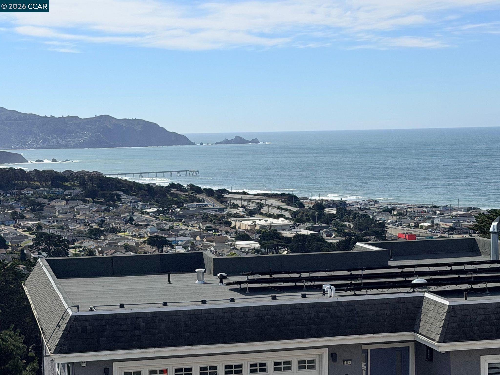 Detail Gallery Image 11 of 11 For 337 Farallon Ave, Pacifica,  CA 94044-0111 - 4 Beds | 3 Baths