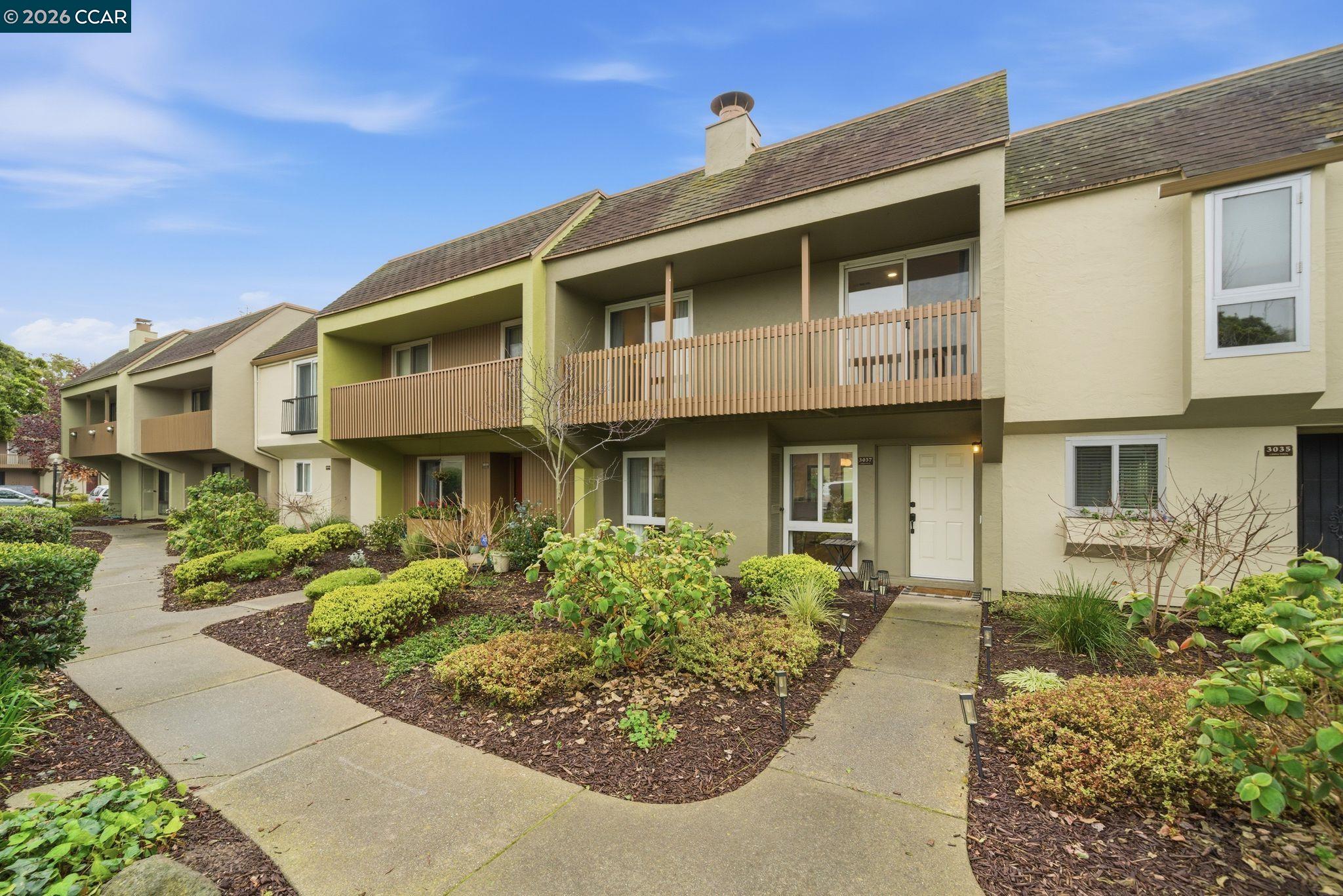 Front Image Thumbnail for CC41125418