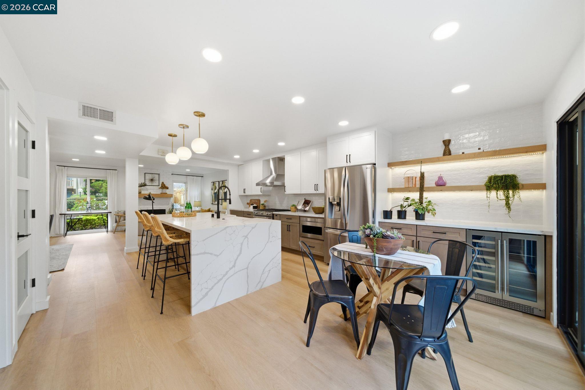 Photo #16: 41125418 Listing: Photo #16