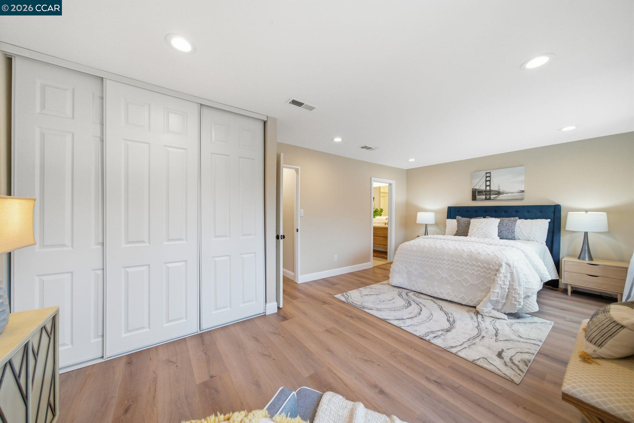 Photo #25: 41125418 Listing: Photo #25