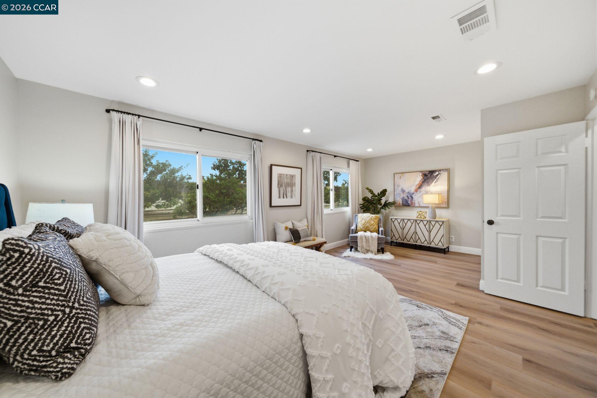 Photo #26: 41125418 Listing: Photo #26