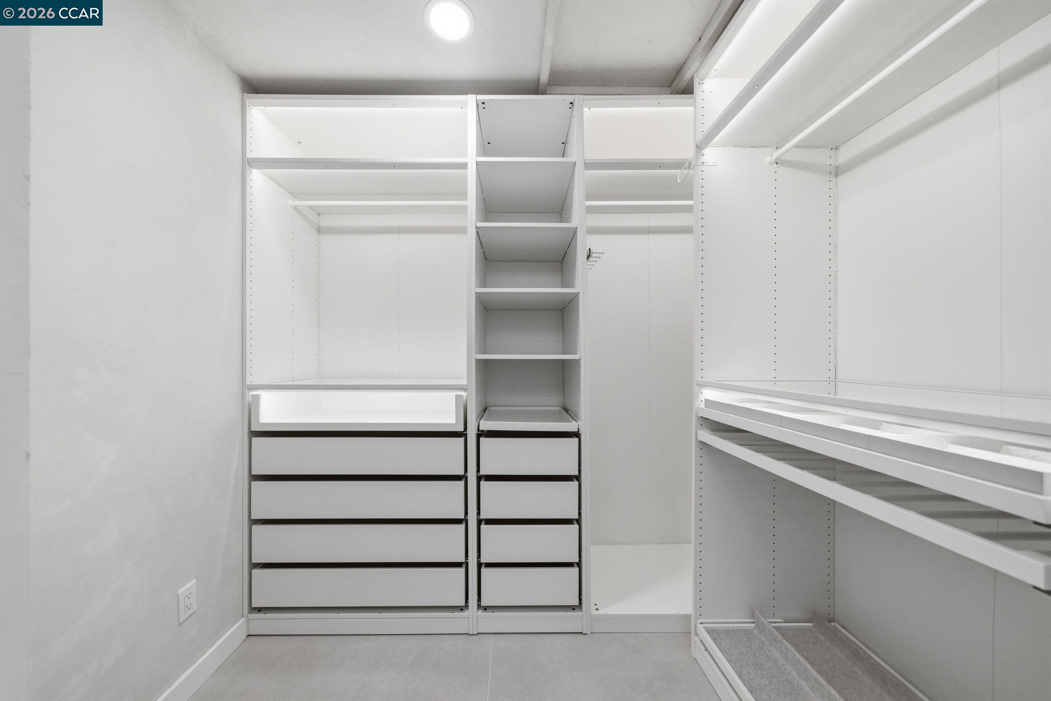 Photo #31: 41125418 Listing: Photo #31