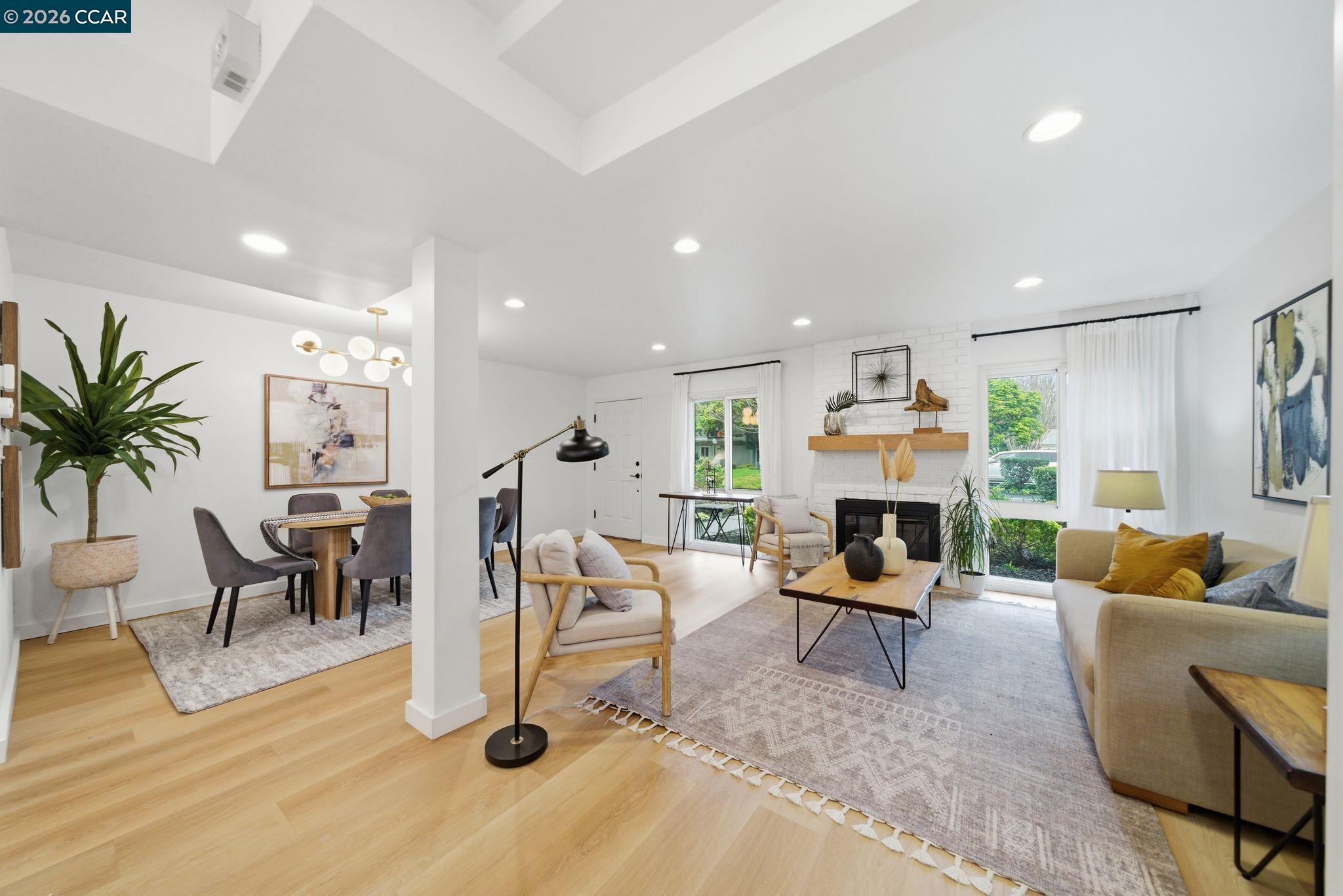 Photo #9: 41125418 Listing: Photo #9