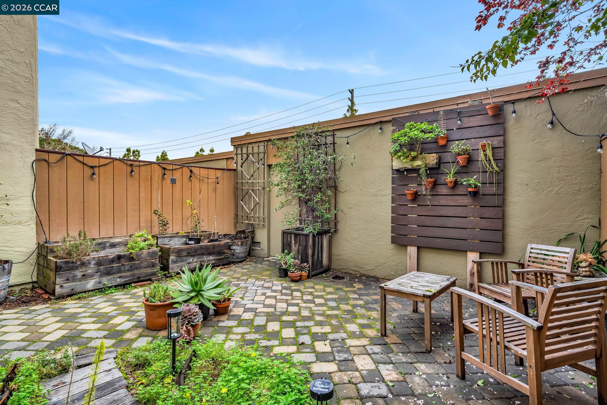 Photo #16: 41125421 Listing: Photo #16