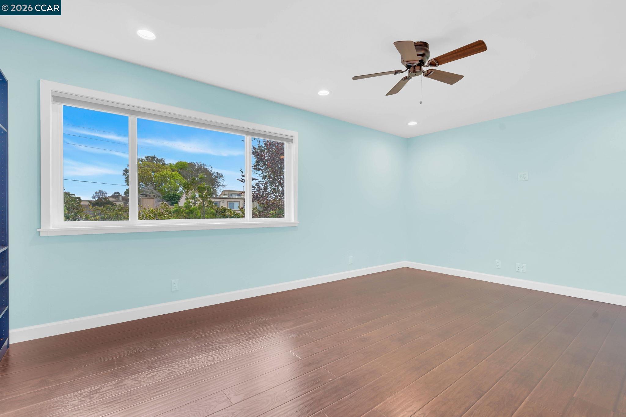 Photo #8: 41125421 Listing: Photo #8