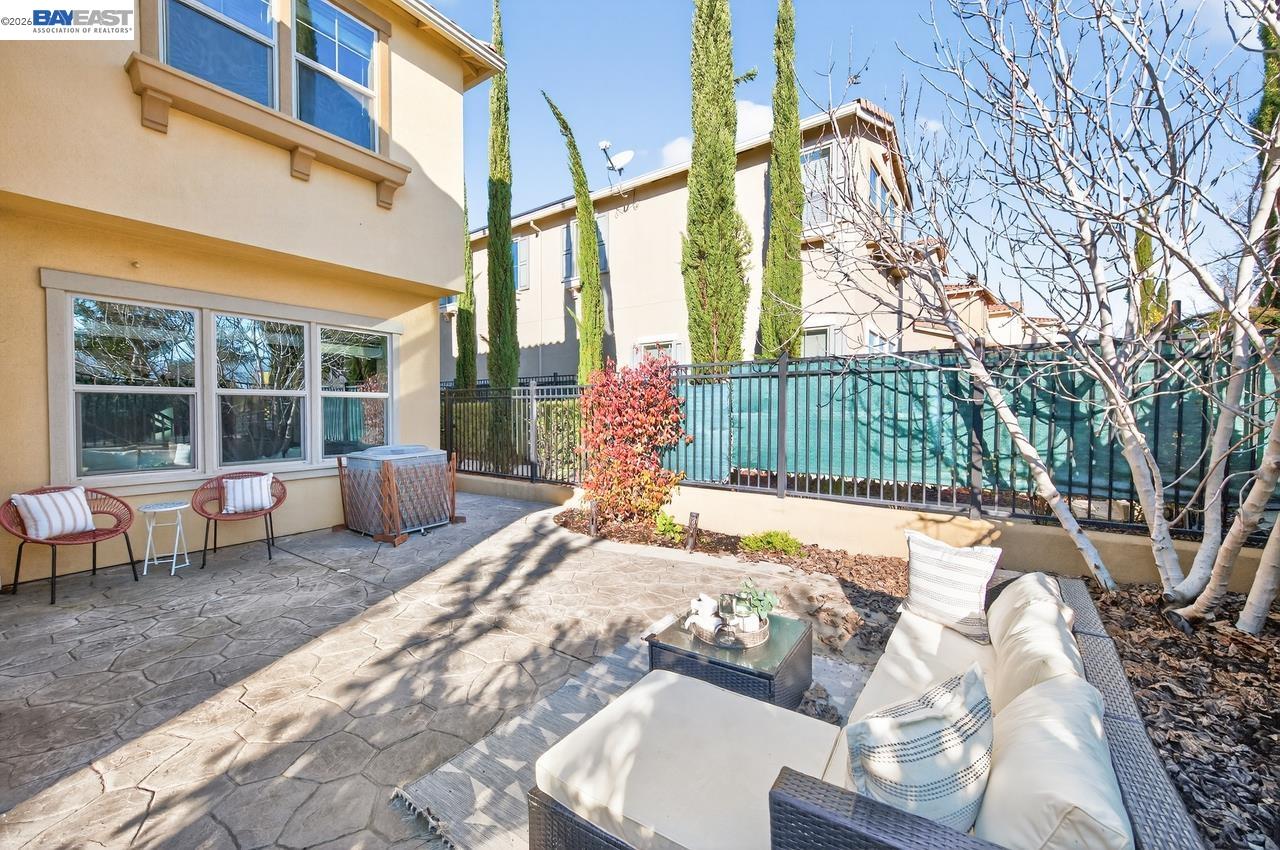 Detail Gallery Image 33 of 39 For 4433 Cherico Ln, Dublin,  CA 94568 - 4 Beds | 3/2 Baths