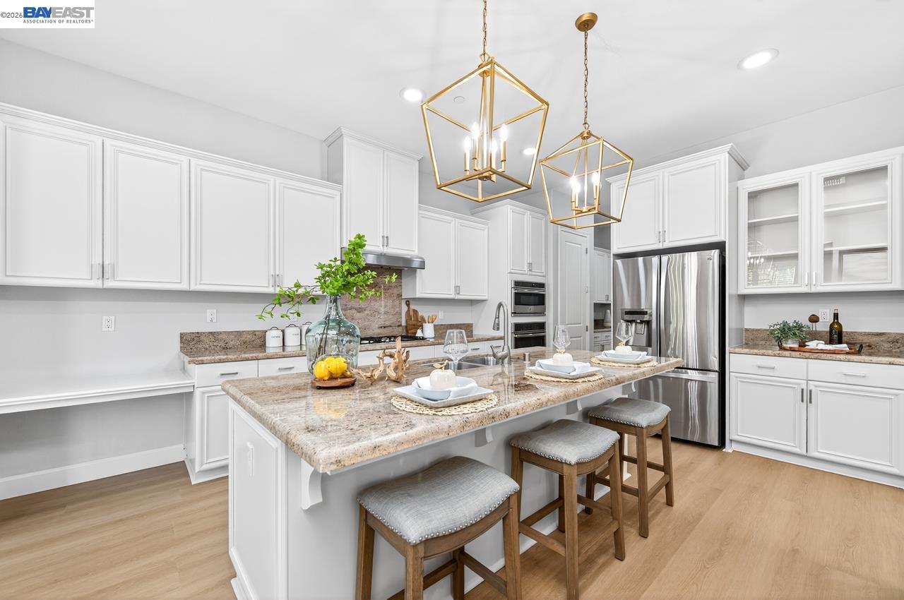 Detail Gallery Image 5 of 39 For 4433 Cherico Ln, Dublin,  CA 94568 - 4 Beds | 3/2 Baths