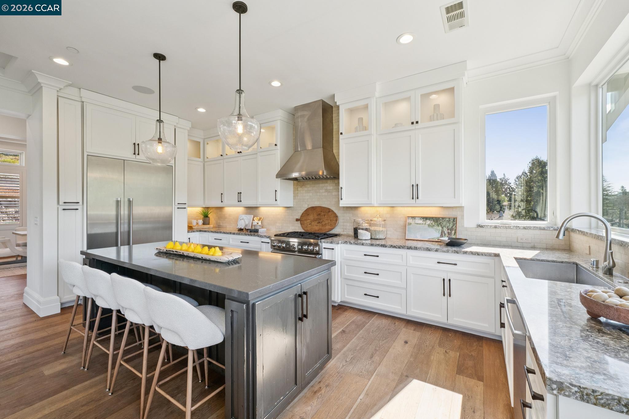 Detail Gallery Image 21 of 60 For 120 Arbor View Ln, Lafayette,  CA 94549 - 4 Beds | 3/1 Baths