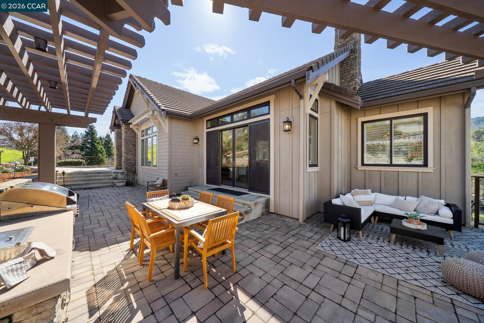 Detail Gallery Image 58 of 60 For 120 Arbor View Ln, Lafayette,  CA 94549 - 4 Beds | 3/1 Baths