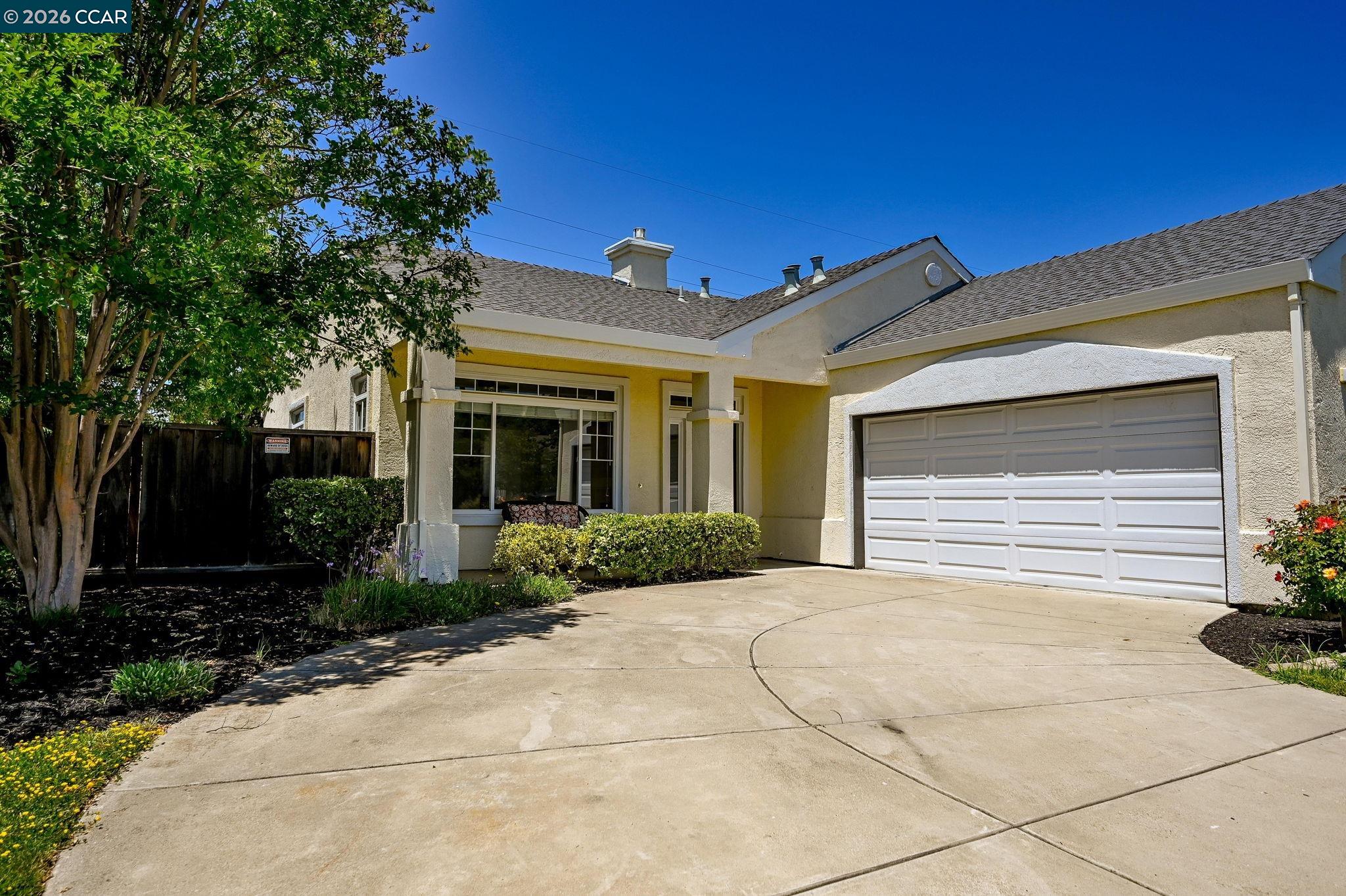 Detail Gallery Image 2 of 20 For 2924 Gelding Ln, Livermore,  CA 94551 - 3 Beds | 2 Baths