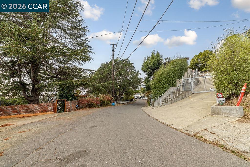 4445 Arcadia, Oakland, CA, 94602