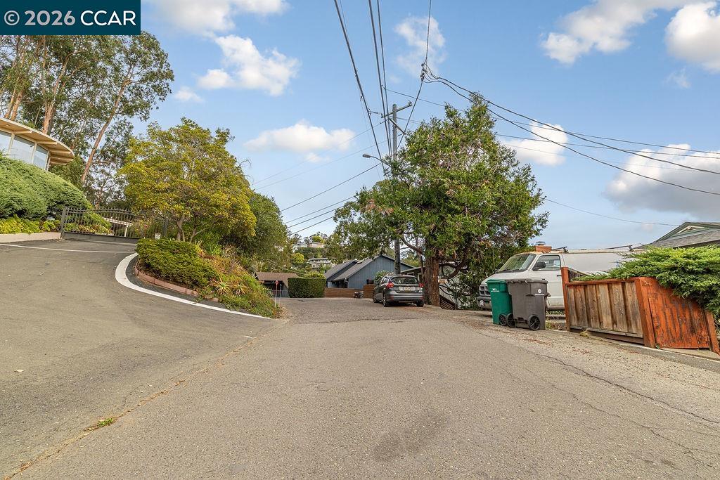 4445 Arcadia, Oakland, CA, 94602