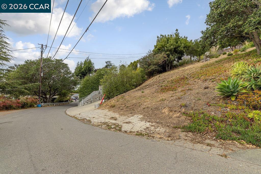 4445 Arcadia, Oakland, CA, 94602