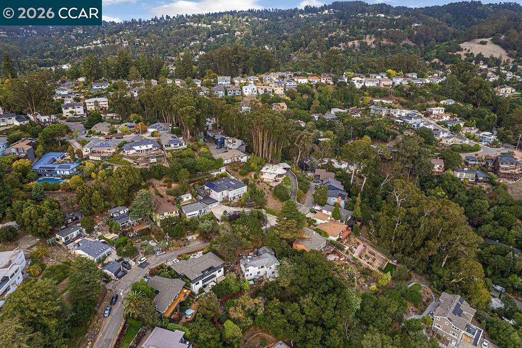 Detail Gallery Image 4 of 18 For 4445 Arcadia, Oakland,  CA 94602 - – Beds | – Baths