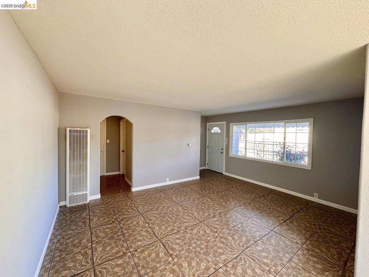 Detail Gallery Image 6 of 57 For 1936 & 1944 Vine Ln, Antioch,  CA 94509 - – Beds | – Baths