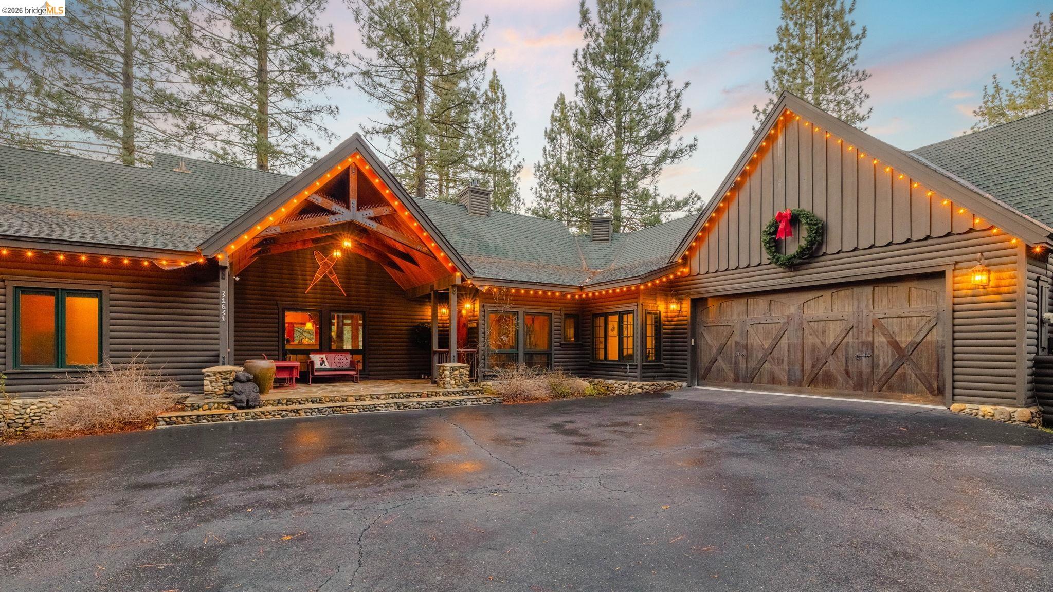 Detail Gallery Image 8 of 17 For 31631 Old Strawberry Rd, Strawberry,  CA 95375 - 4 Beds | 3/1 Baths