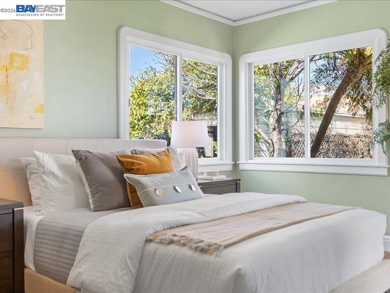 Detail Gallery Image 32 of 53 For 321 Central Ave, Alameda,  CA 94501 - 2 Beds | 1 Baths