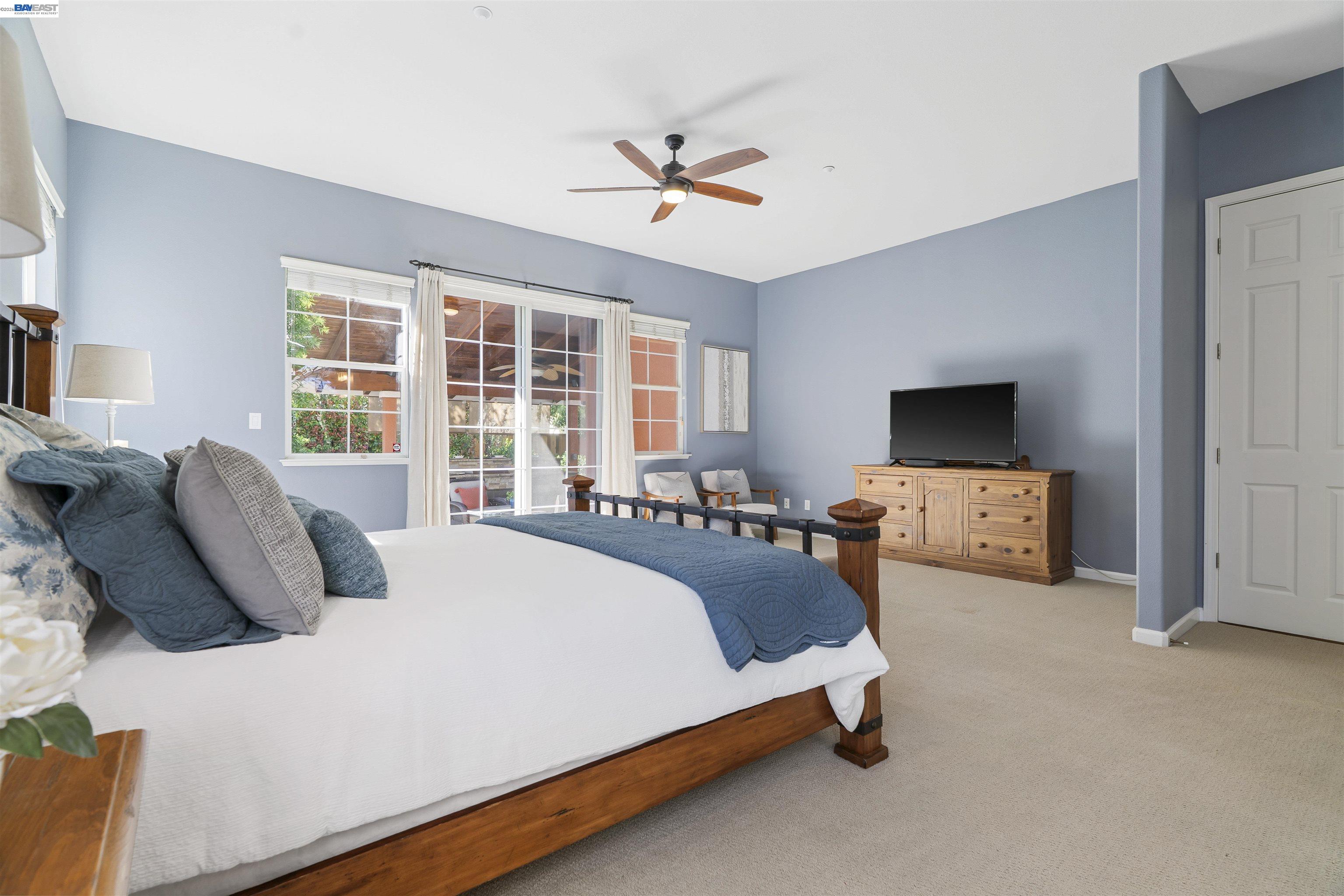 Detail Gallery Image 16 of 60 For 1635 Embassy Cir, Livermore,  CA 94550 - 4 Beds | 2/1 Baths