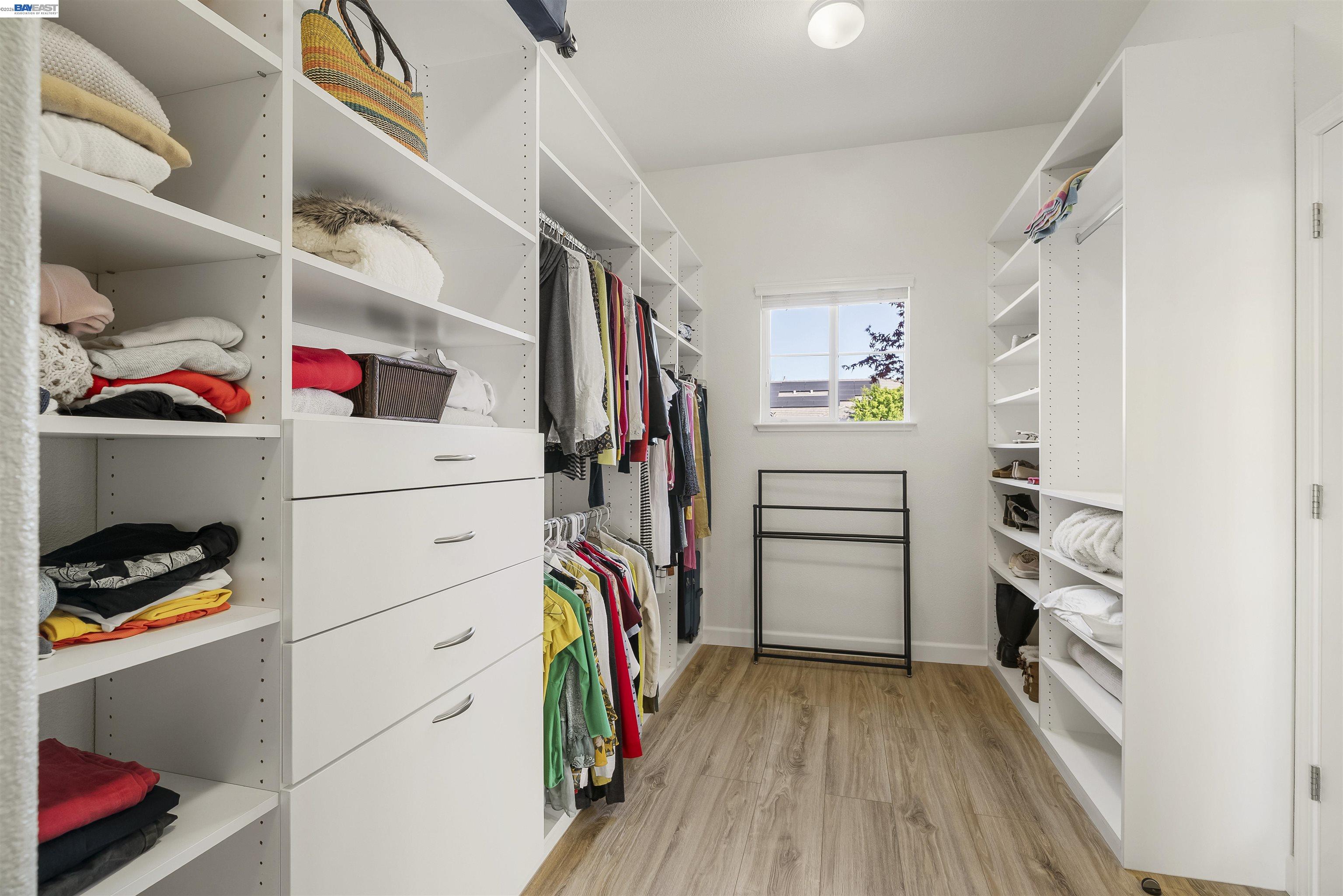 Detail Gallery Image 25 of 60 For 1635 Embassy Cir, Livermore,  CA 94550 - 4 Beds | 2/1 Baths