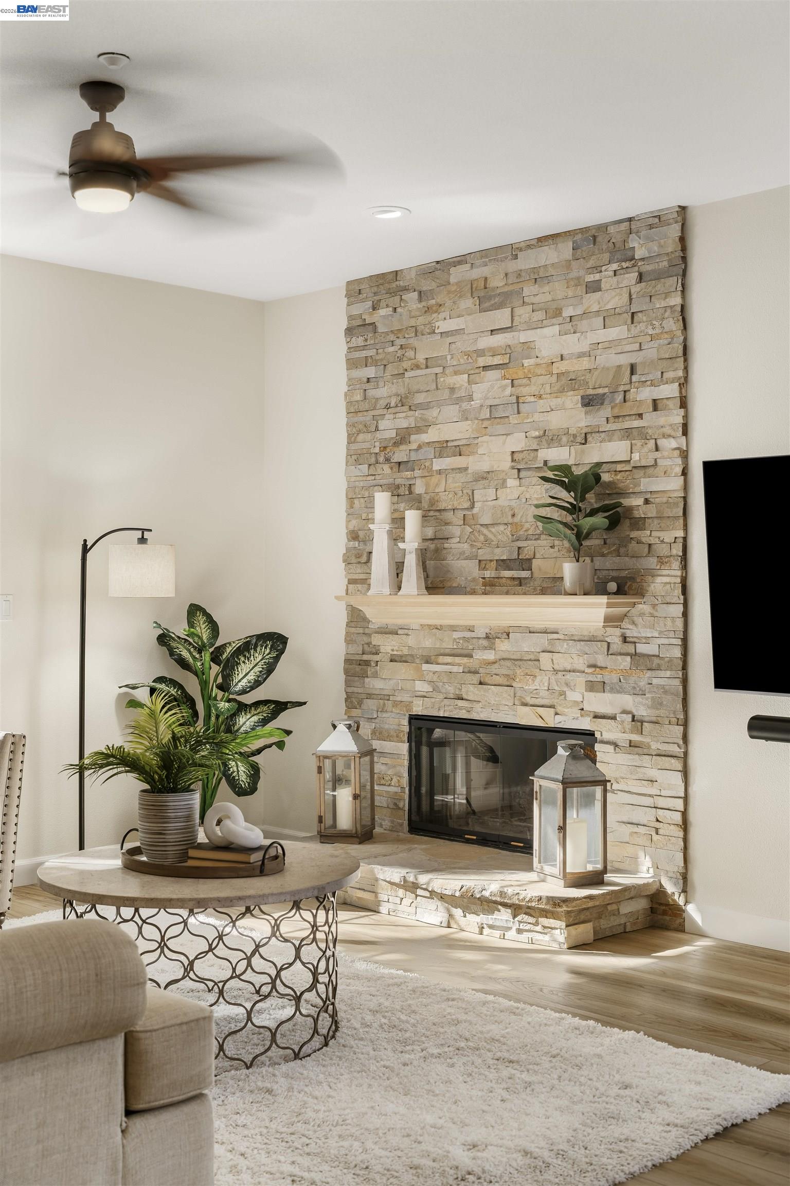 Detail Gallery Image 30 of 60 For 1635 Embassy Cir, Livermore,  CA 94550 - 4 Beds | 2/1 Baths