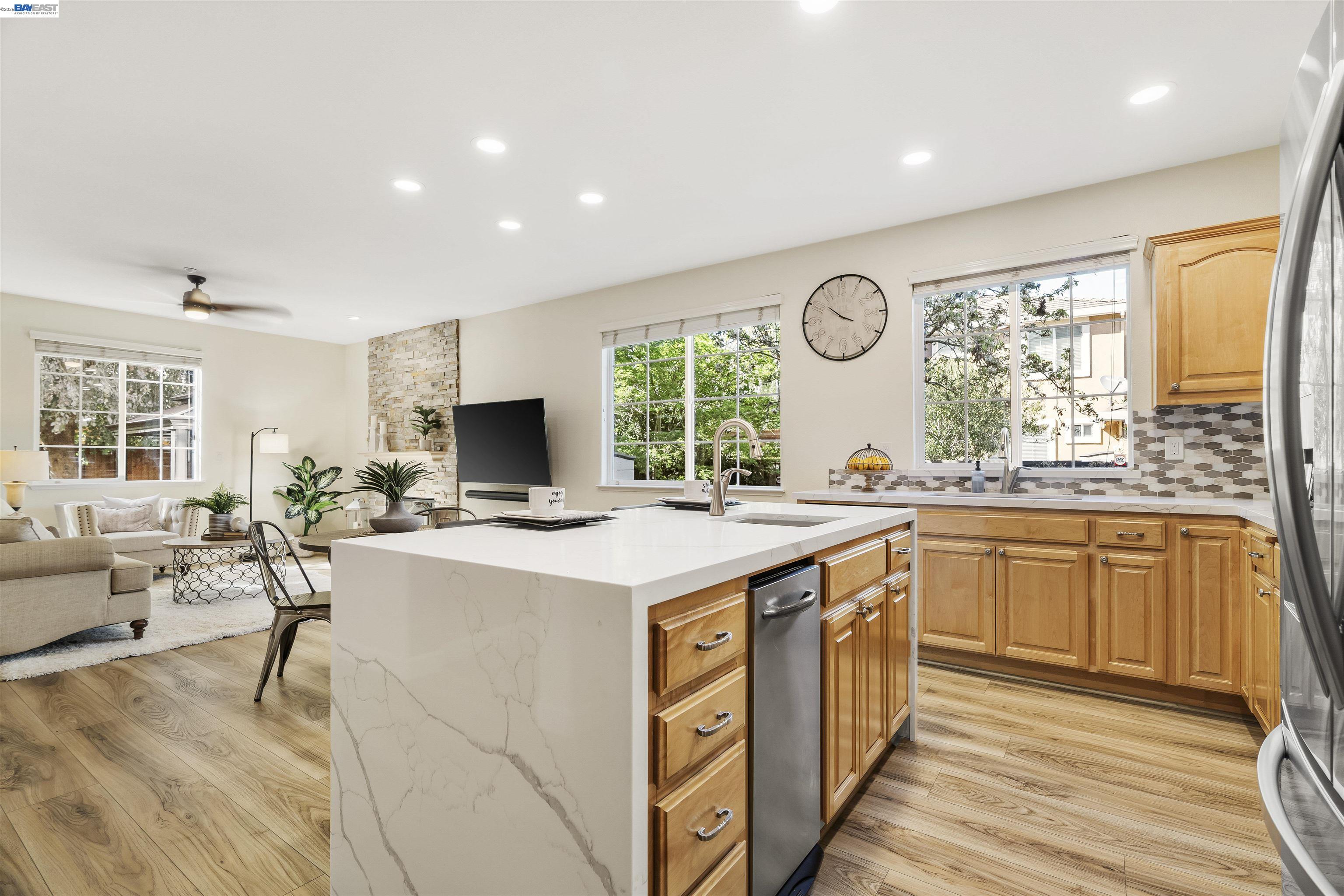 Detail Gallery Image 34 of 60 For 1635 Embassy Cir, Livermore,  CA 94550 - 4 Beds | 2/1 Baths