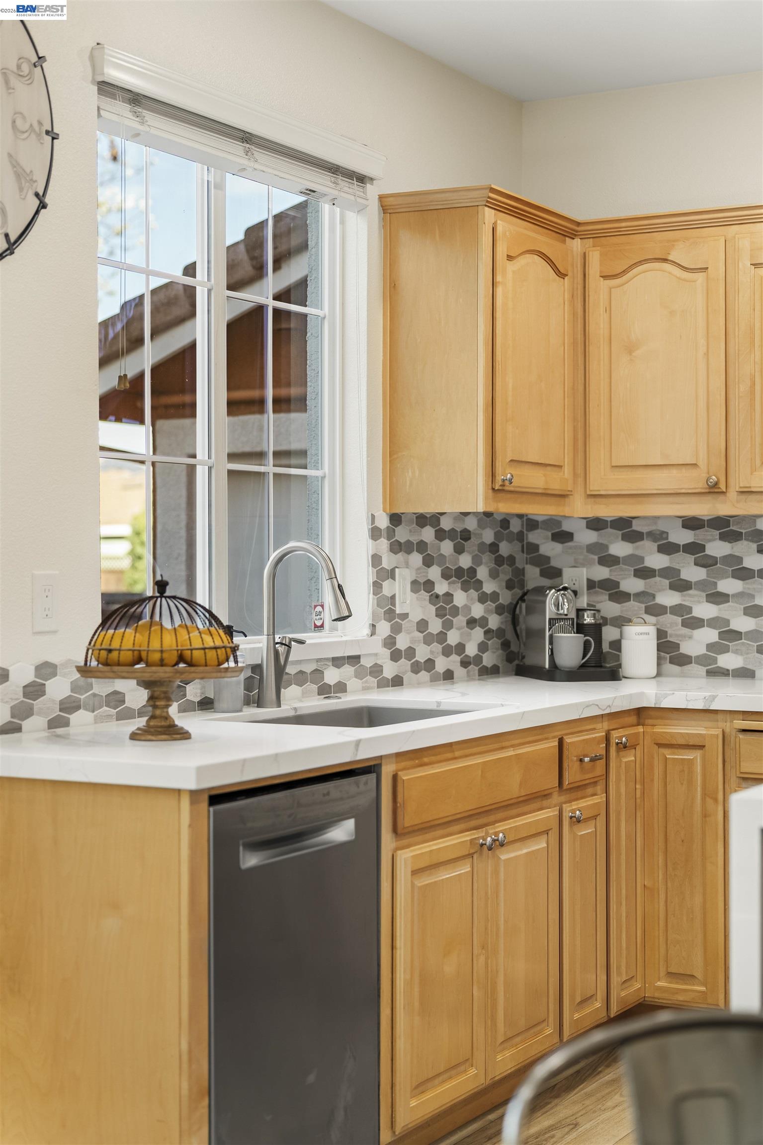 Detail Gallery Image 35 of 60 For 1635 Embassy Cir, Livermore,  CA 94550 - 4 Beds | 2/1 Baths