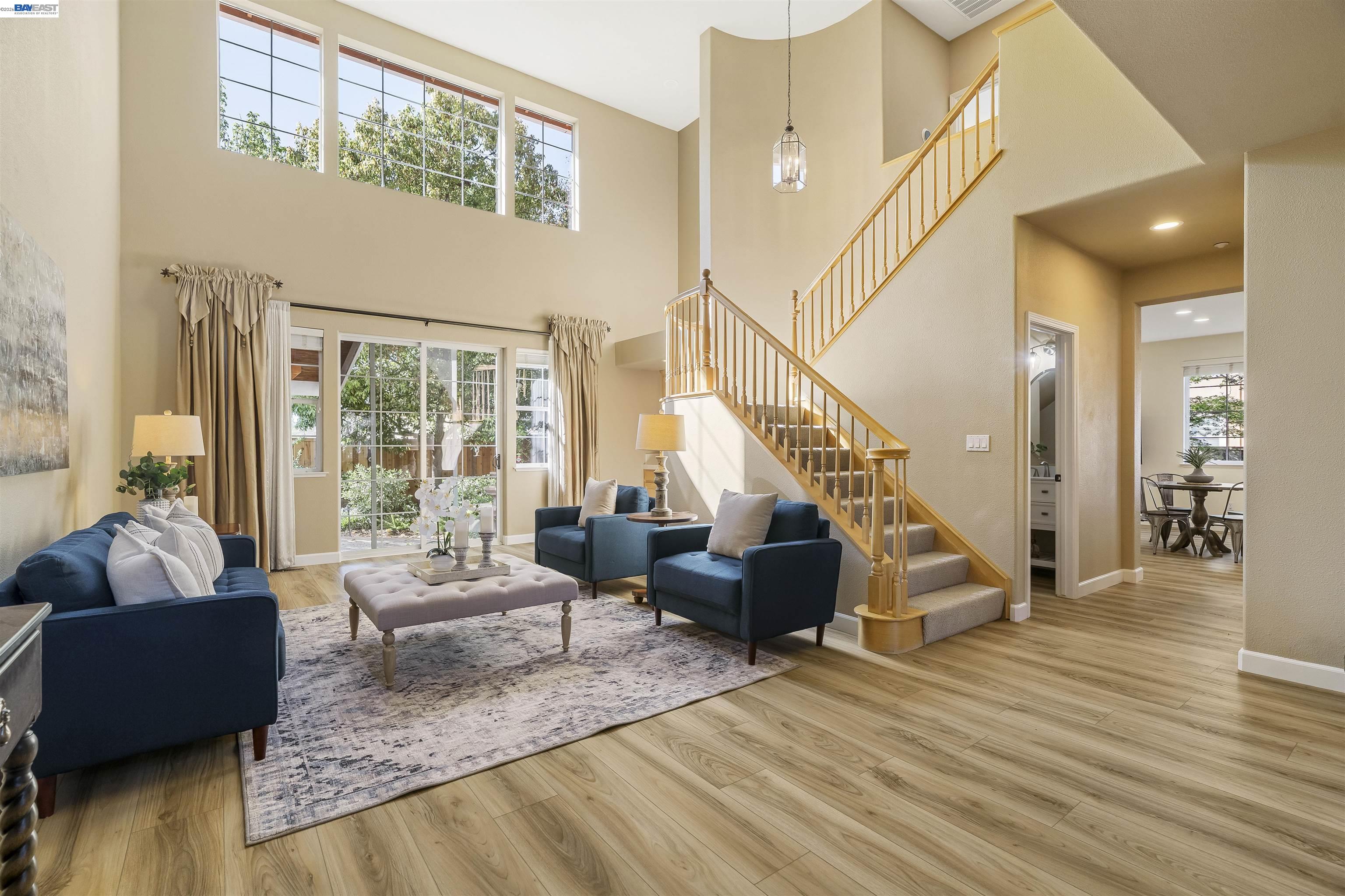 Detail Gallery Image 6 of 60 For 1635 Embassy Cir, Livermore,  CA 94550 - 4 Beds | 2/1 Baths