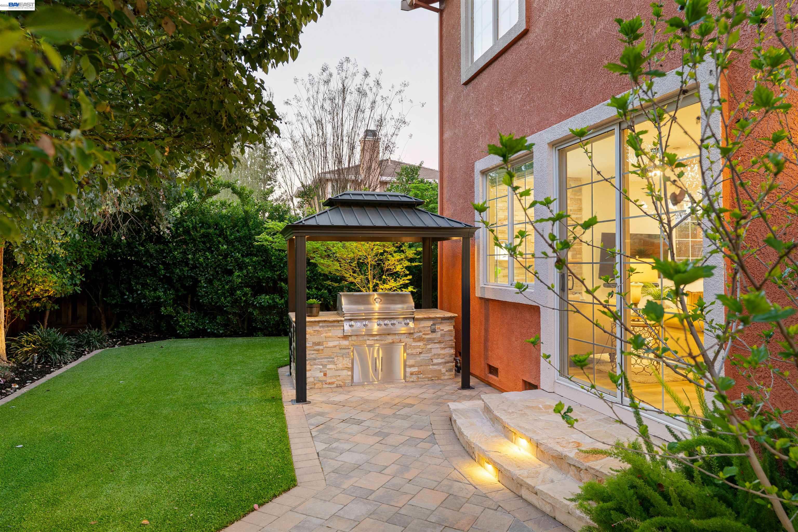 Detail Gallery Image 59 of 60 For 1635 Embassy Cir, Livermore,  CA 94550 - 4 Beds | 2/1 Baths