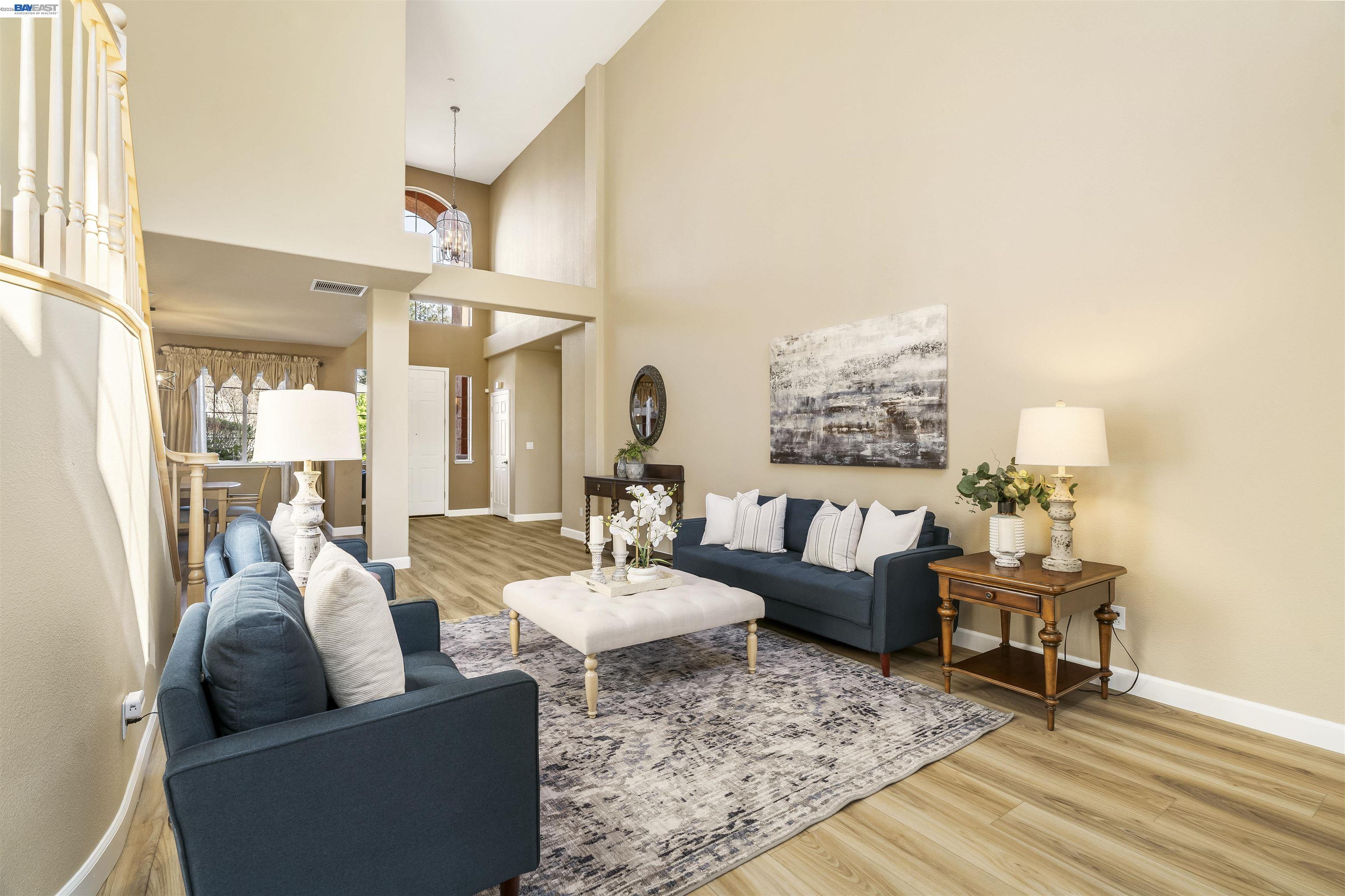 Detail Gallery Image 9 of 60 For 1635 Embassy Cir, Livermore,  CA 94550 - 4 Beds | 2/1 Baths