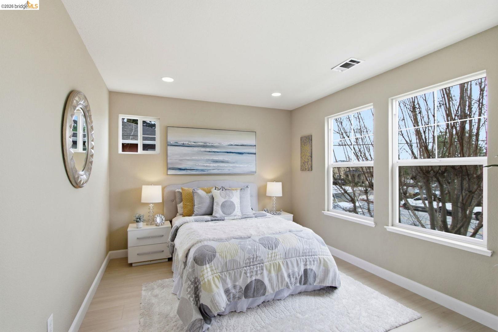 Detail Gallery Image 12 of 20 For 3998 Williams Rd, San Jose,  CA 95117 - 4 Beds | 2/1 Baths