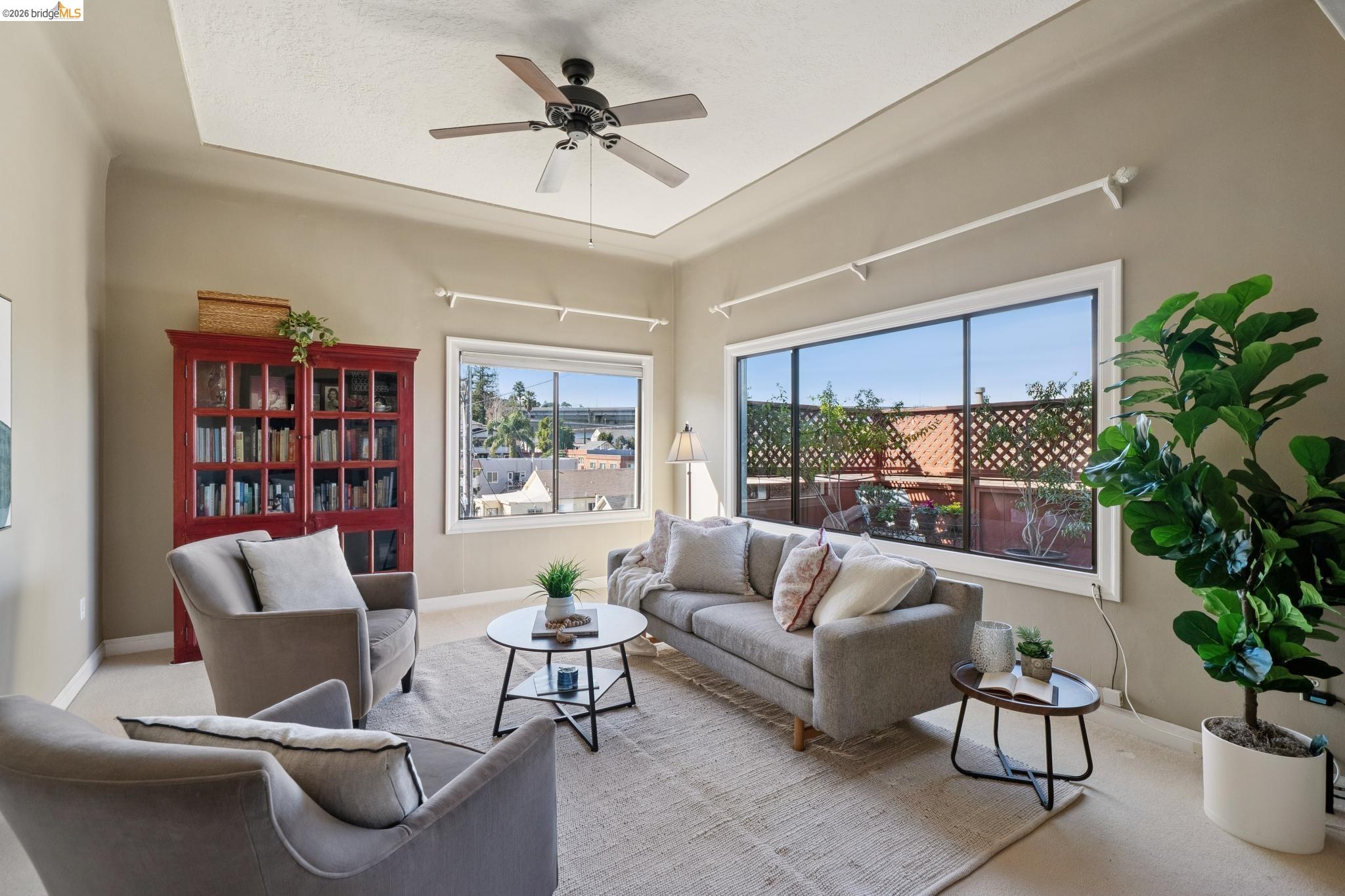 Detail Gallery Image 13 of 55 For 822 a St, Crockett,  CA 94525 - 5 Beds | 2 Baths