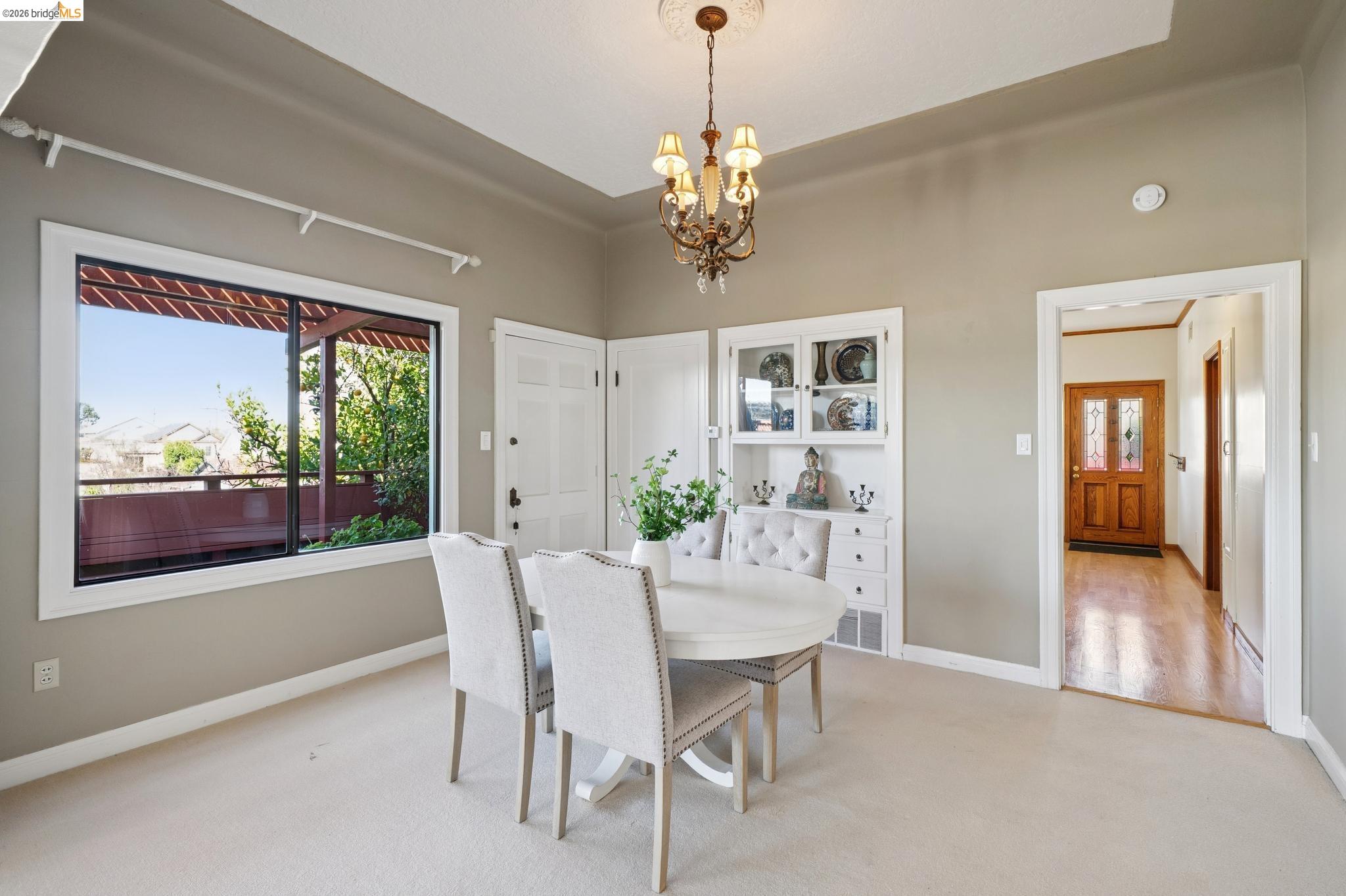 Detail Gallery Image 18 of 55 For 822 a St, Crockett,  CA 94525 - 5 Beds | 2 Baths