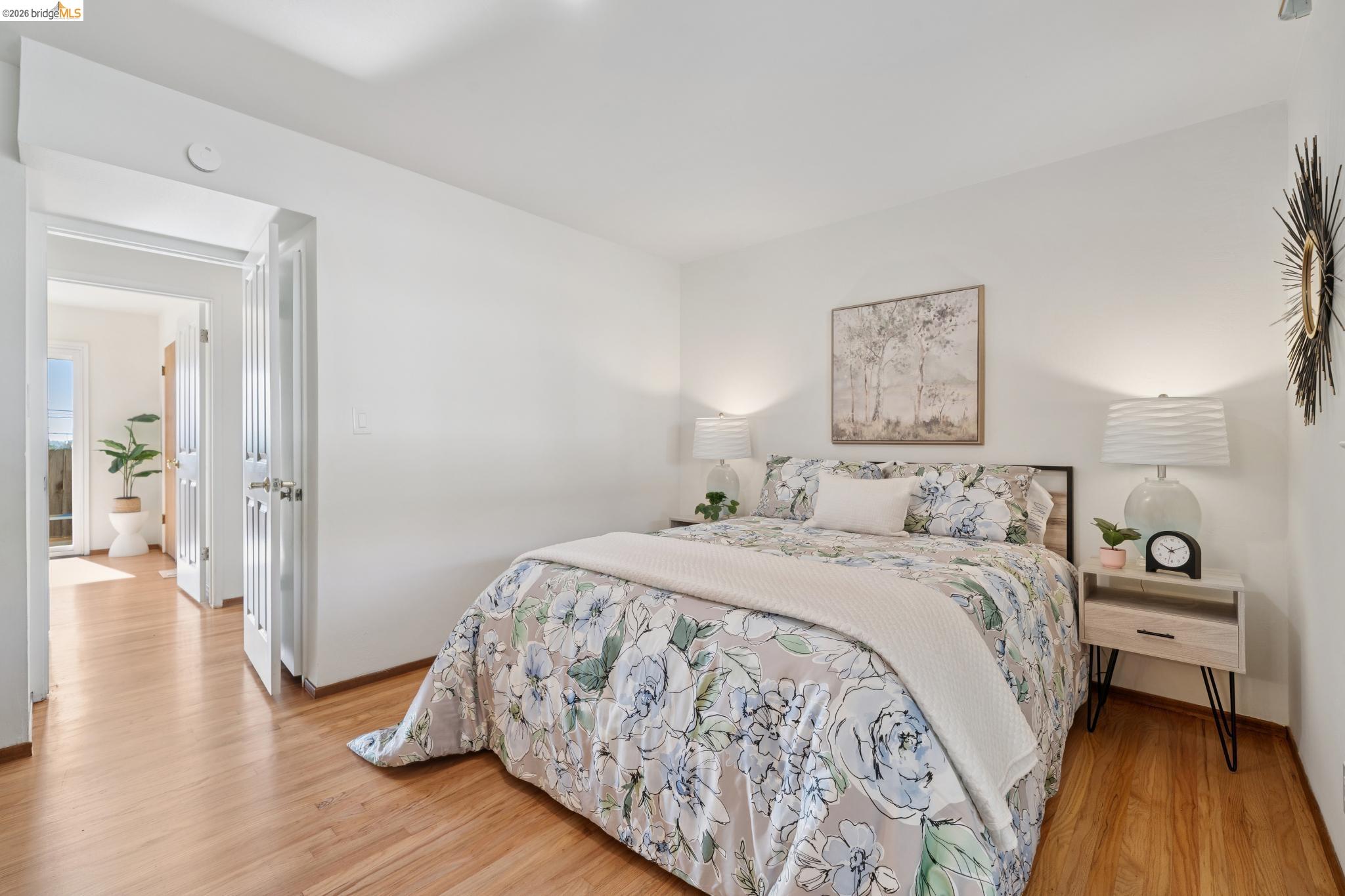 Detail Gallery Image 17 of 43 For 30229 Treeview St, Hayward,  CA 94544 - 5 Beds | 3 Baths