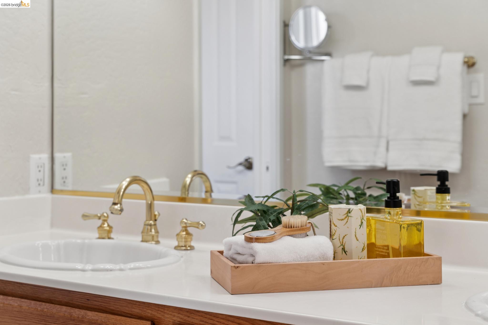 Detail Gallery Image 32 of 43 For 30229 Treeview St, Hayward,  CA 94544 - 5 Beds | 3 Baths