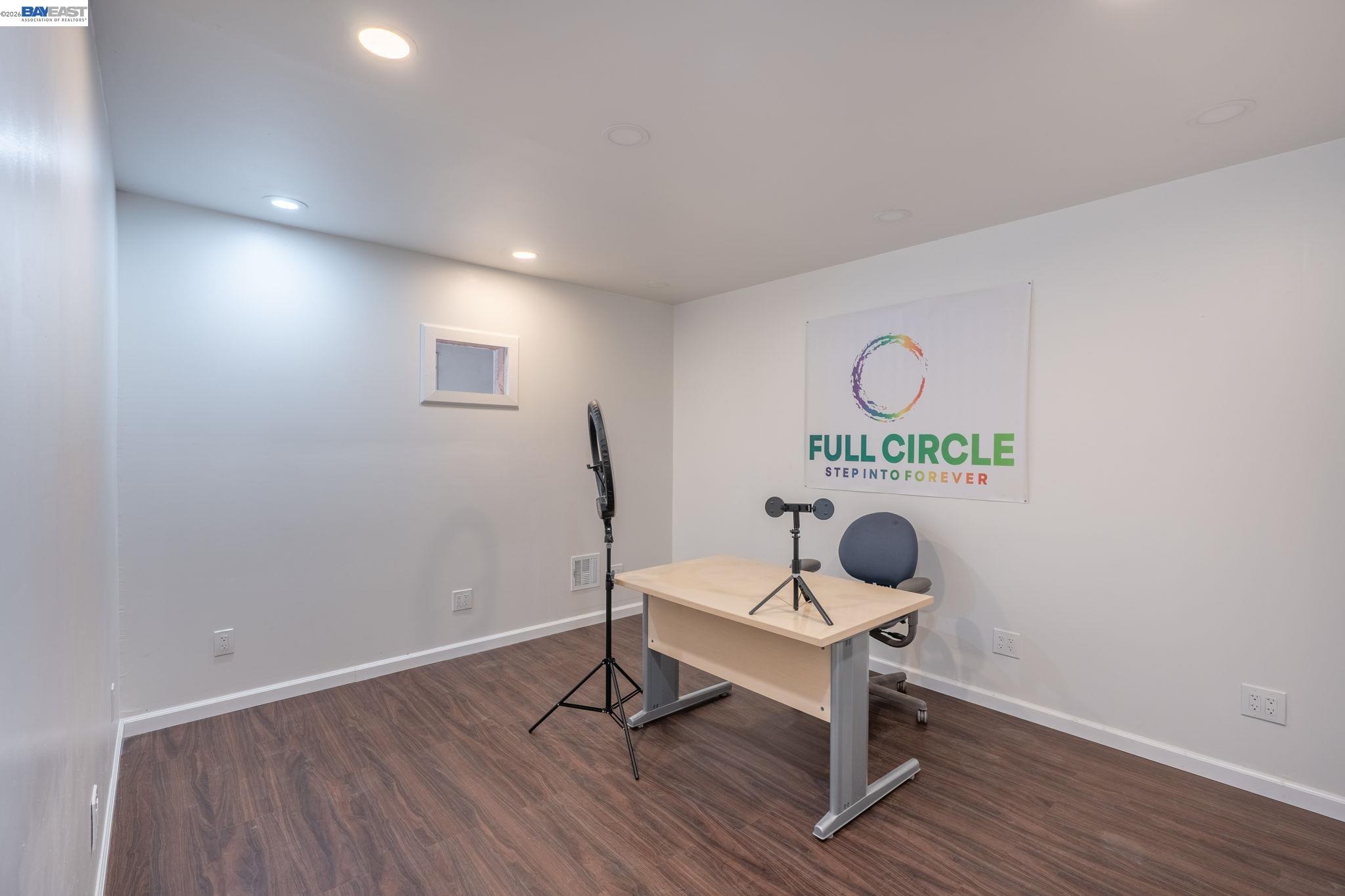 Detail Gallery Image 32 of 54 For 131 Montecito Crescent, Walnut Creek,  CA 94597 - 6 Beds | 5 Baths