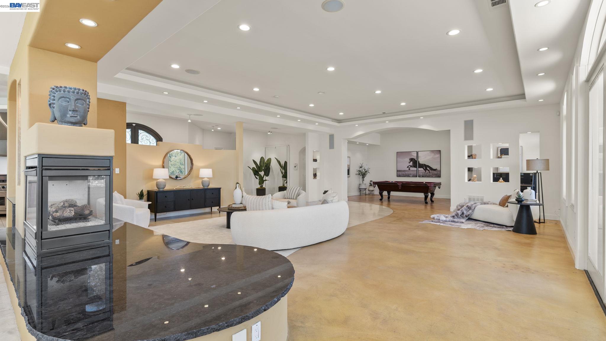 Detail Gallery Image 7 of 54 For 131 Montecito Crescent, Walnut Creek,  CA 94597 - 6 Beds | 5 Baths