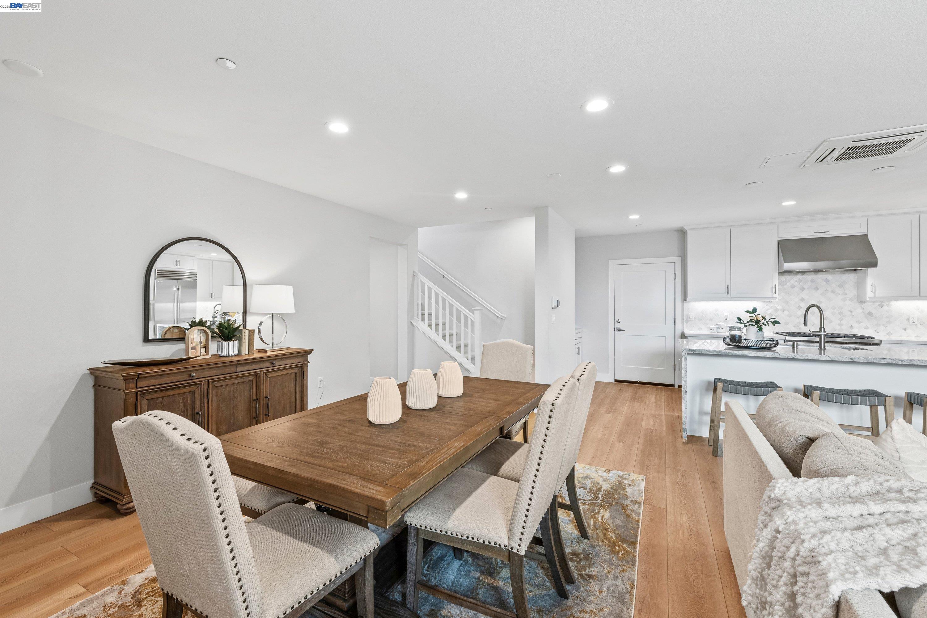 Photo #5: 41125444 Listing: Photo #5