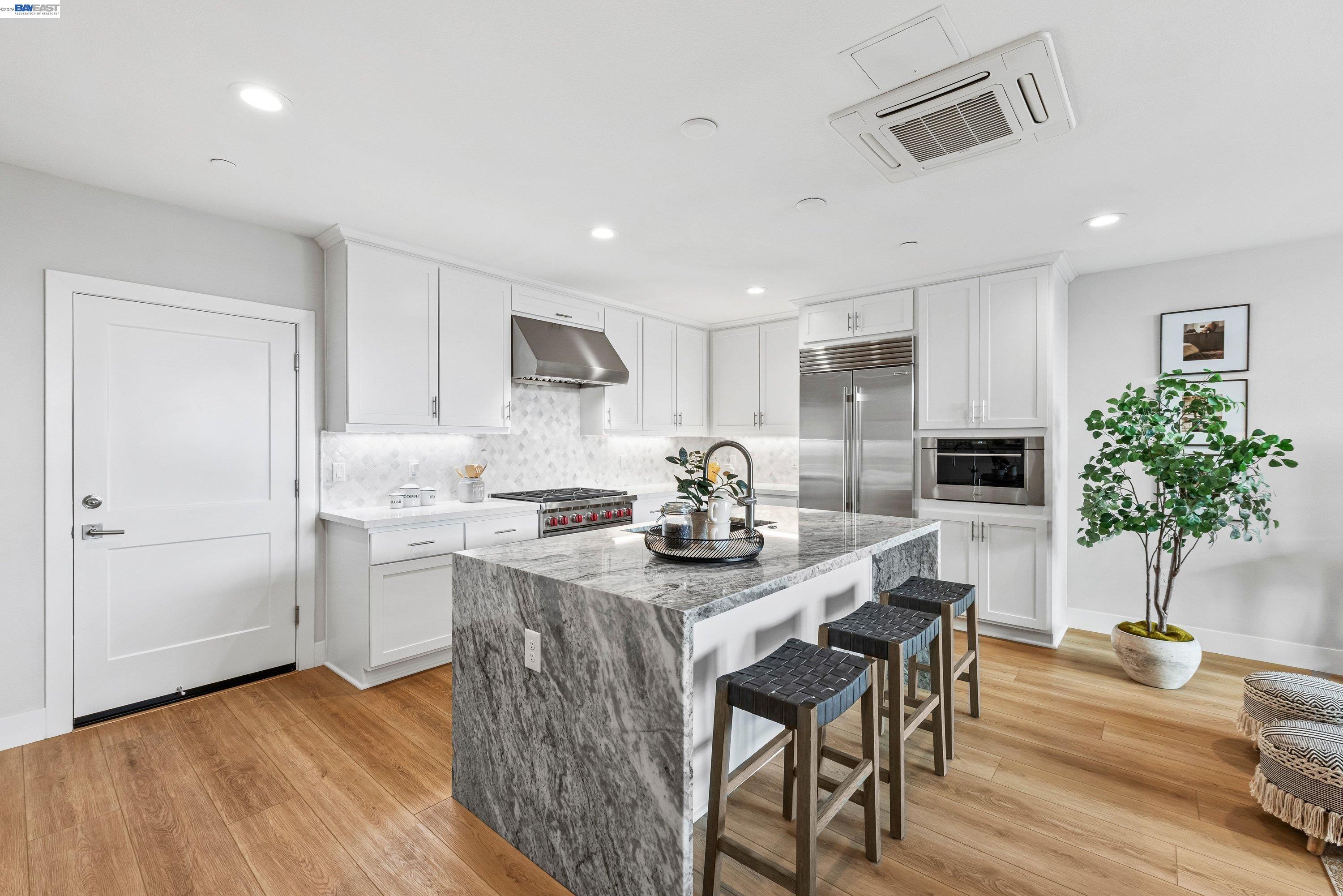 Photo #9: 41125444 Listing: Photo #9