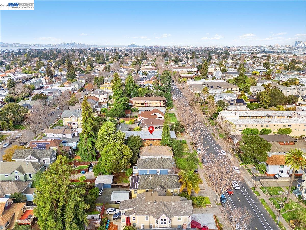 Detail Gallery Image 16 of 31 For 2050 Central Ave, Alameda,  CA 94501 - – Beds | – Baths