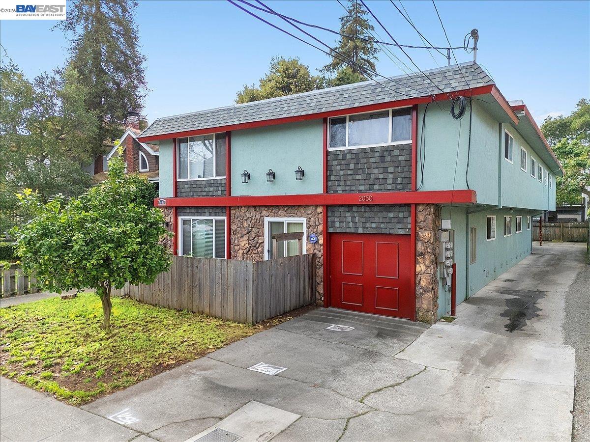 Detail Gallery Image 19 of 31 For 2050 Central Ave, Alameda,  CA 94501 - – Beds | – Baths