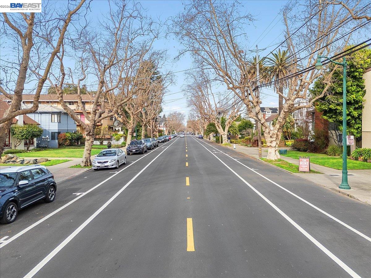 Detail Gallery Image 24 of 31 For 2050 Central Ave, Alameda,  CA 94501 - – Beds | – Baths