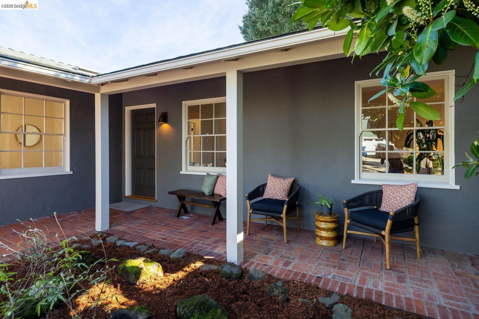 Front Image Thumbnail for EB41125450